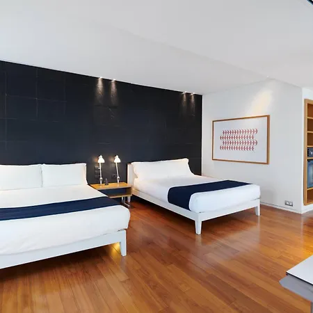 Hotel Plaza 4*
