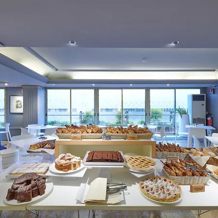 Hotel Plaza 4*