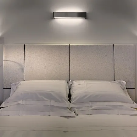 プラザ ホテル メストレ