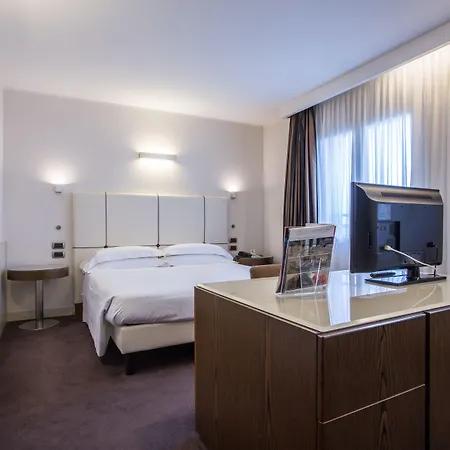 Hotel Plaza