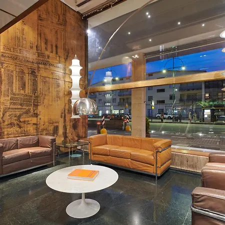 Plaza Hotel 4*