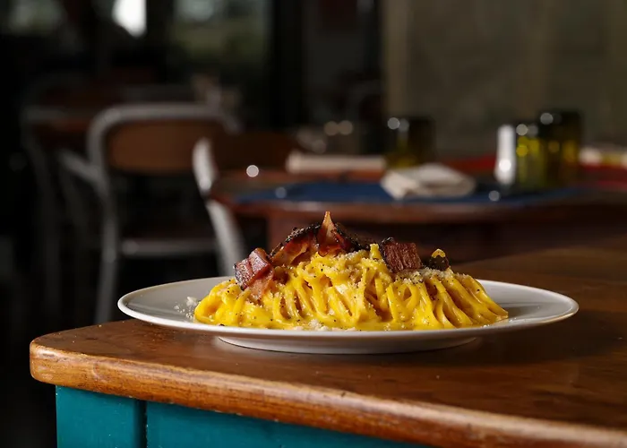 Plaza מלון מסטרה